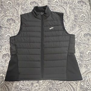Brooks Black Puffer Vest
